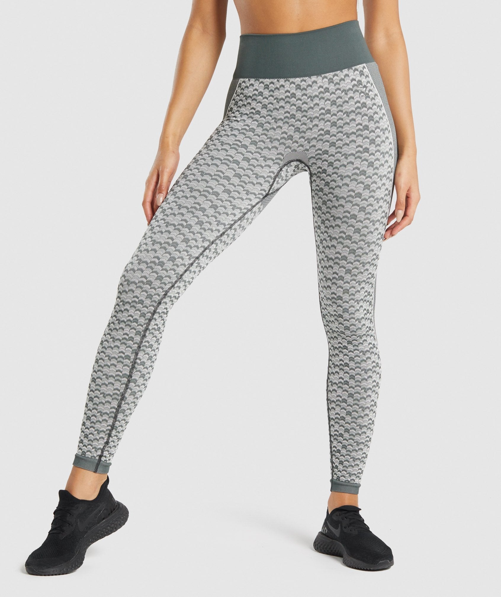 gymshark-wtflex-seamless-high-waisted-leggings-chevron-charcoal-aw21