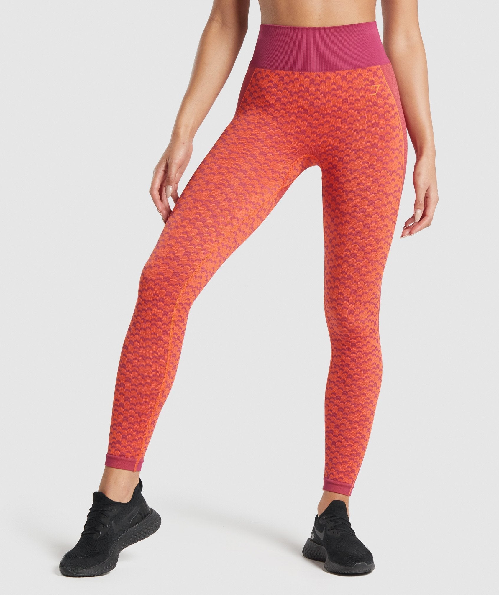 gymshark-wtflex-seamless-high-waisted-leggings-chevron-pink-aw21