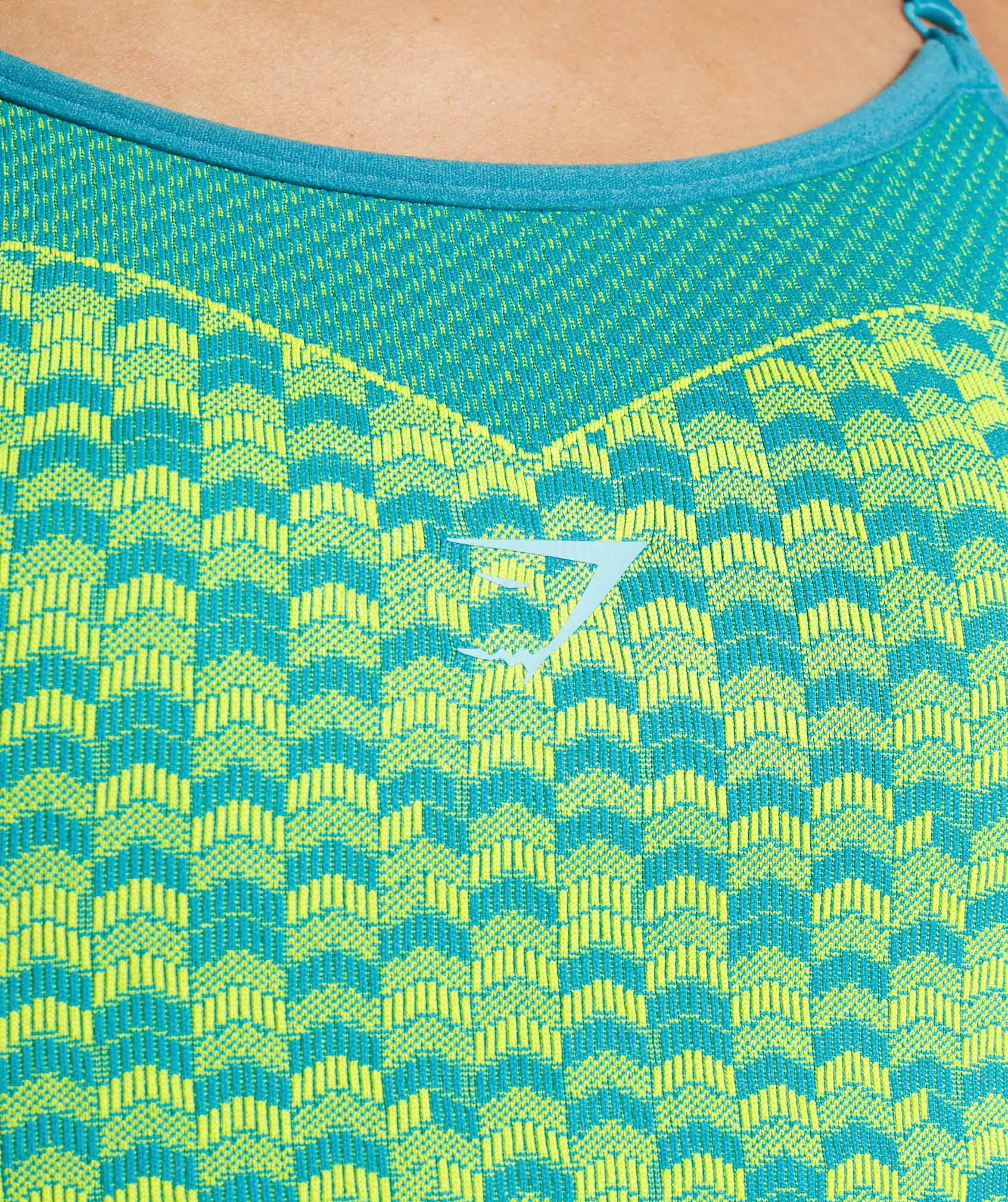 gymshark-wtflex-seamless-strappy-sports-bra-chevron-blue-aw21