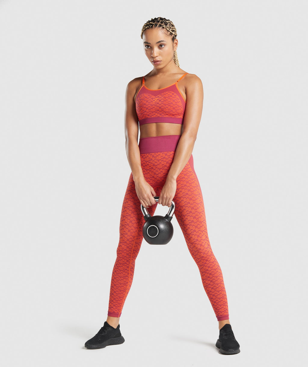 gymshark-wtflex-seamless-strappy-sports-bra-chevron-pink-aw21