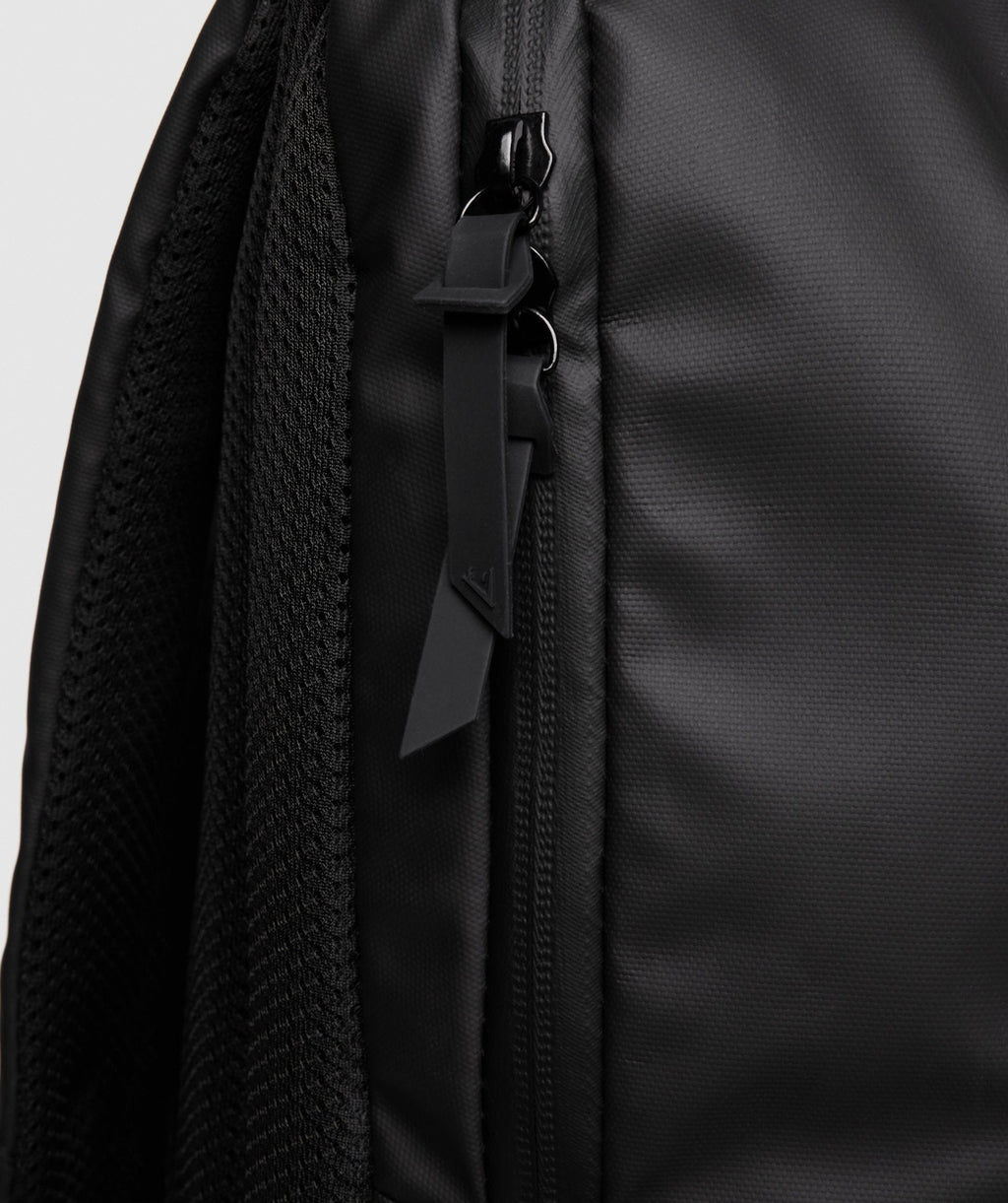 gymshark-x-series-0-1-black-pink-aw21