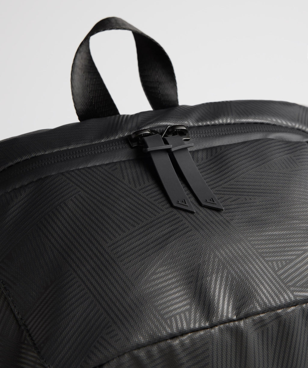gymshark-x-series-0-1-backpack-black-ss22