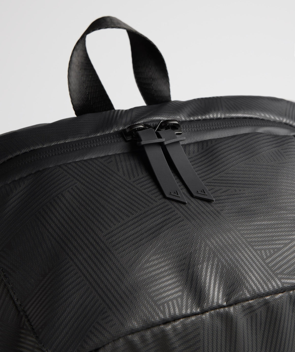 gymshark-x-series-0-1-backpack-black-ss22