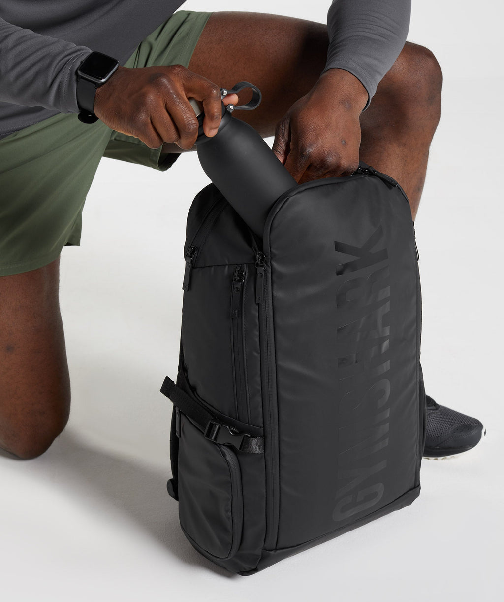 gymshark-x-series-0-3-bag-black-aw22