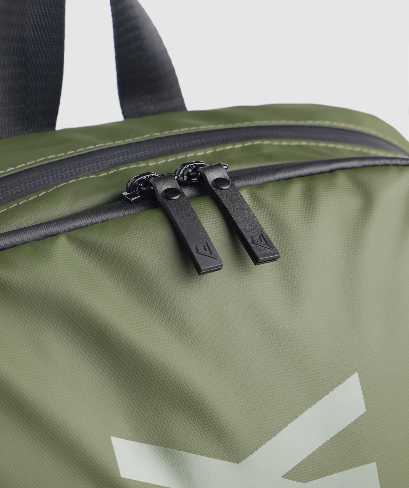 gymshark-x-series-bag-0-3-core-olive-aw22