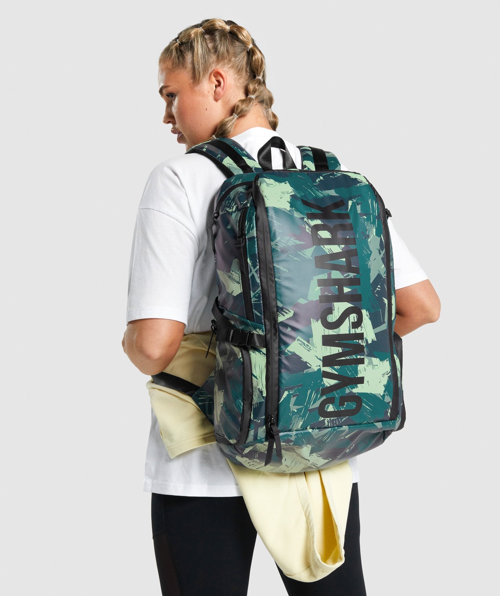 gymshark-x-series-0-3-green-aw21