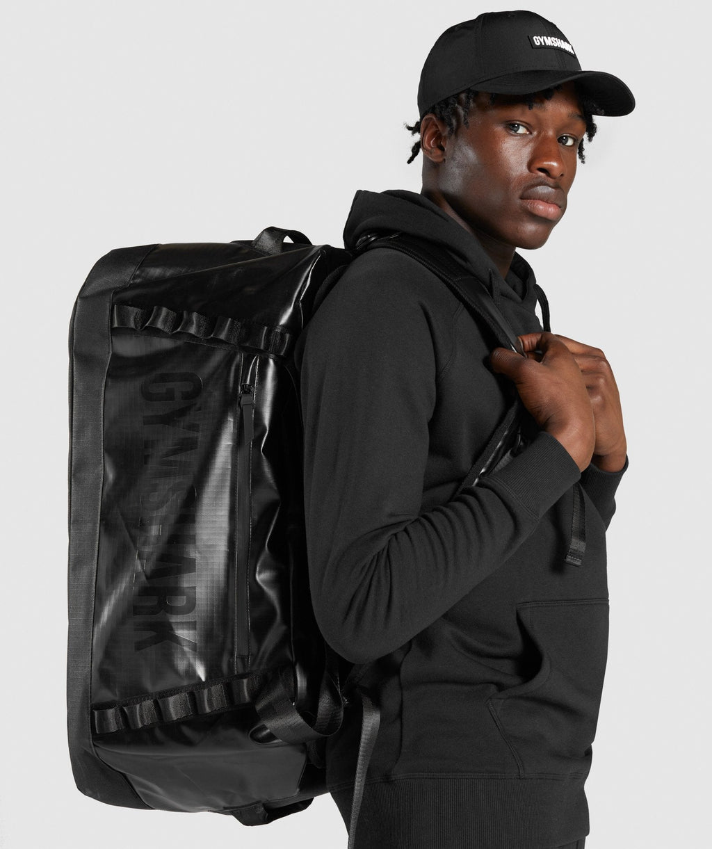 gymshark-x-series-duffle-bag-black-aw21