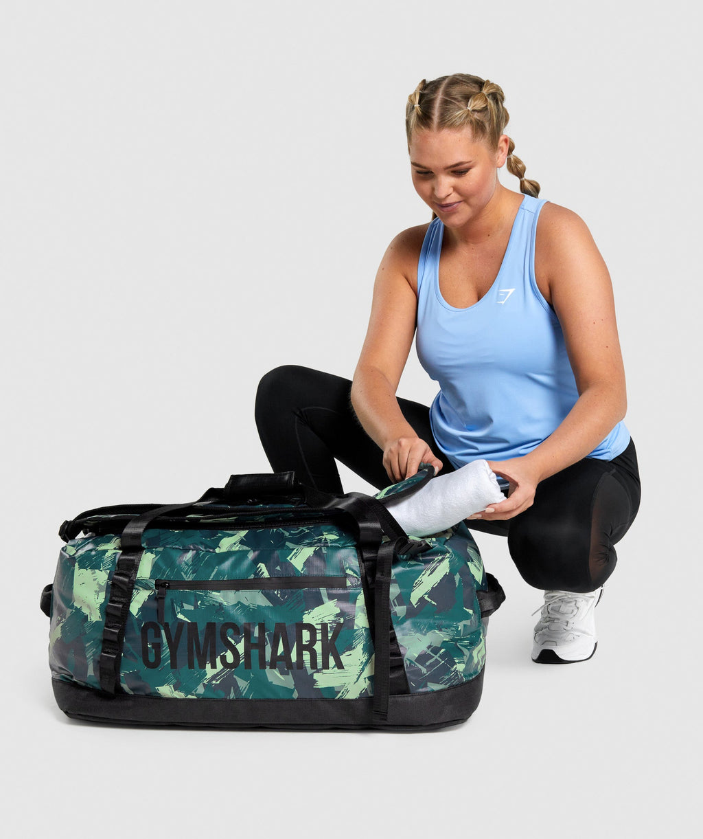 gymshark-x-series-duffle-green-aw21
