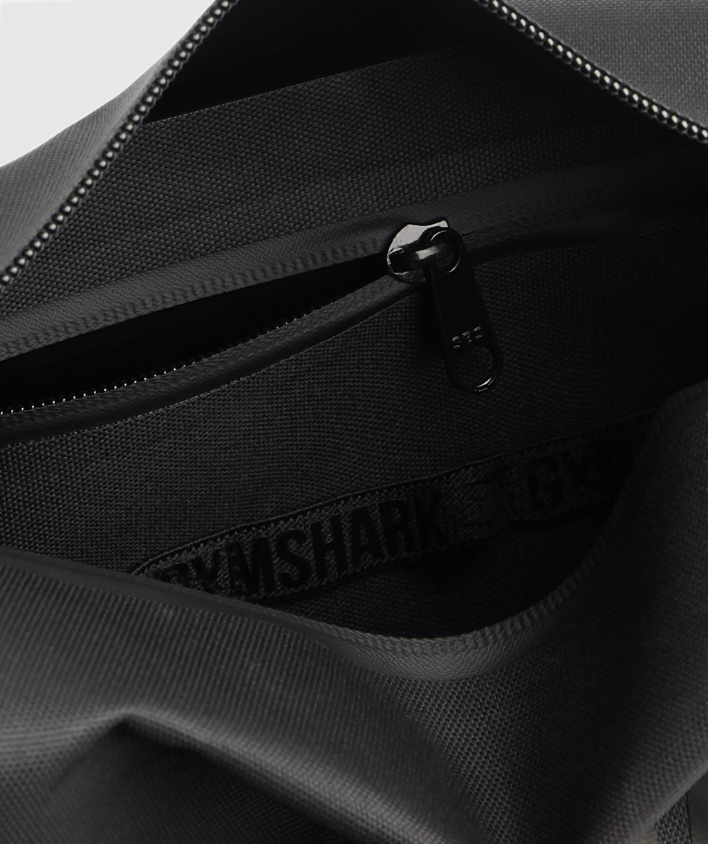 gymshark-x-series-wash-bag-black-ss22