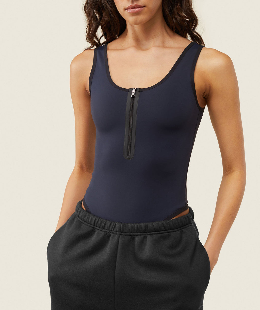 gymshark-everywear-reversible-zip-leotard-black-heavy-blue-ss24