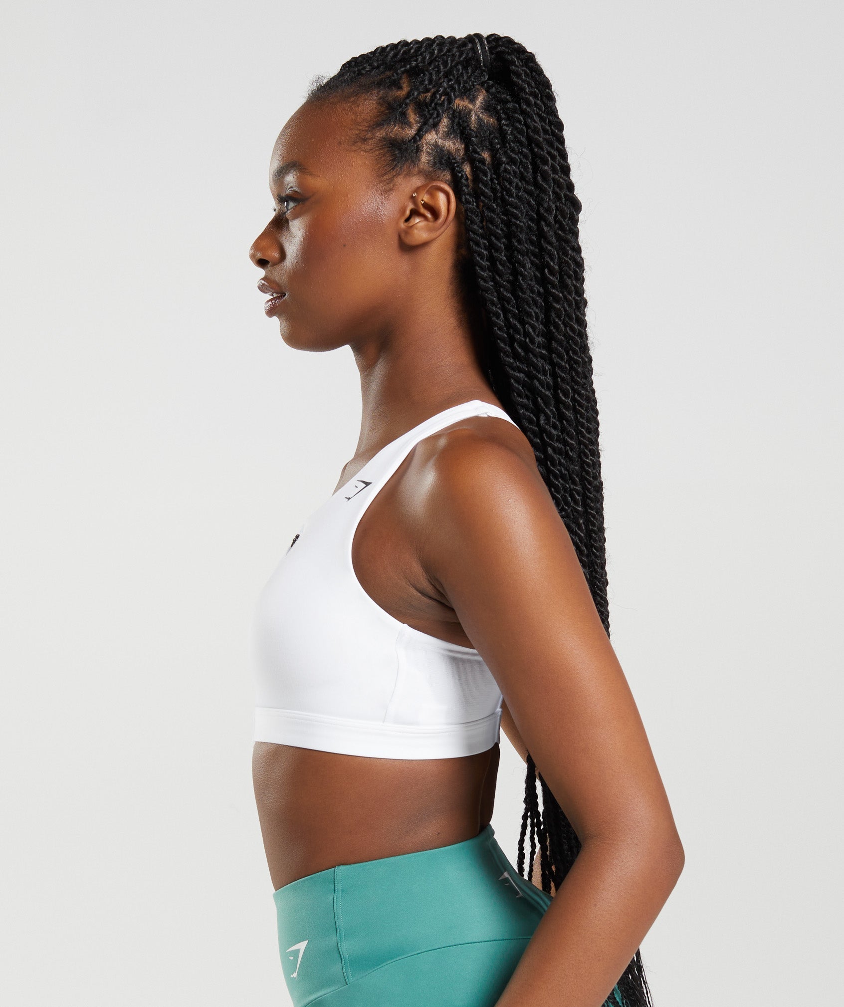gymshark-zip-up-sports-bra-white-ss22