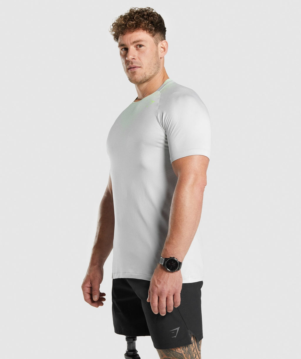 gymshark-apex-contrast-seamless-t-shirt-light-grey
