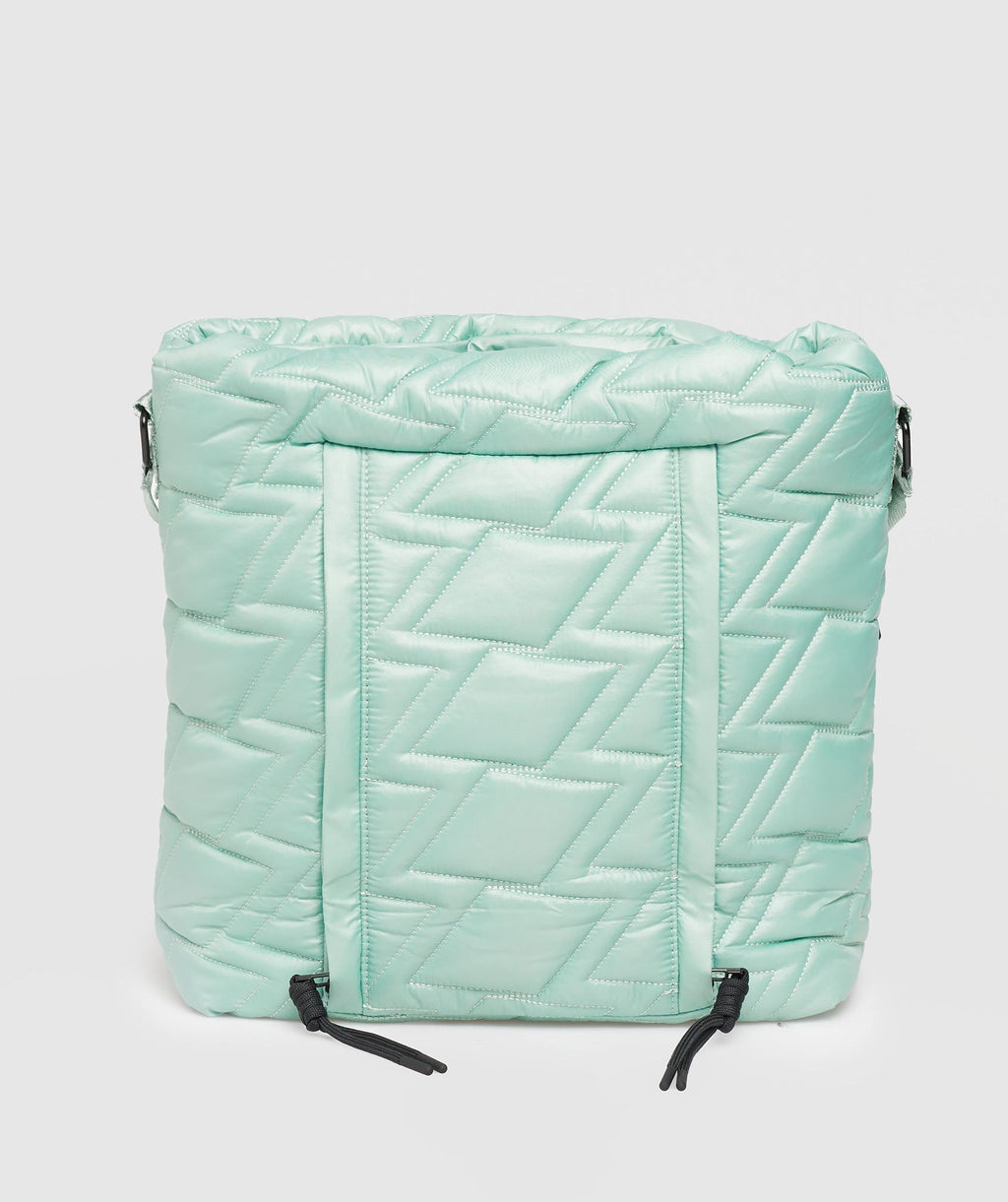 gymshark-quilted-yoga-tote-frost-teal-ss23