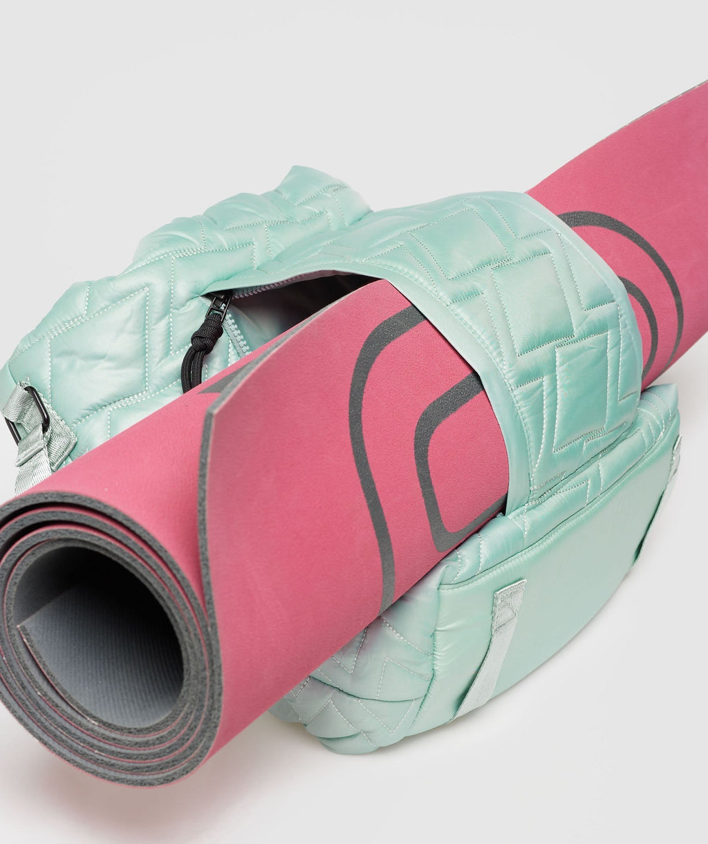 gymshark-quilted-yoga-tote-frost-teal-ss23