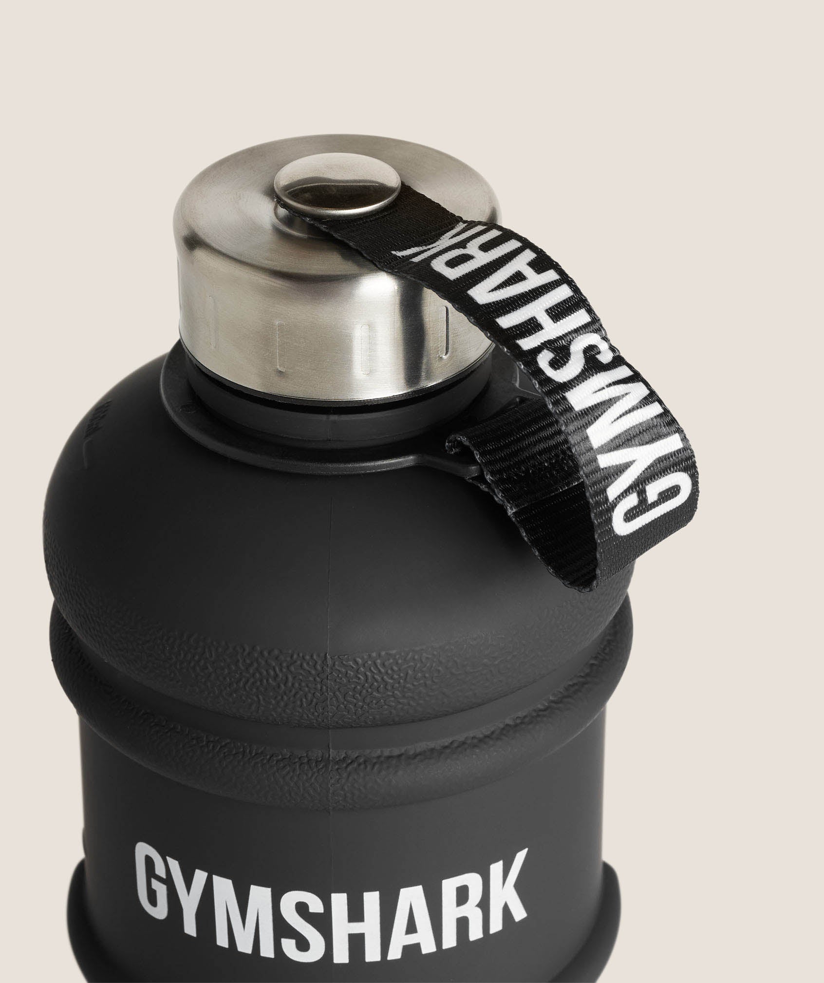 gymshark-1l-water-bottle-black-ss23