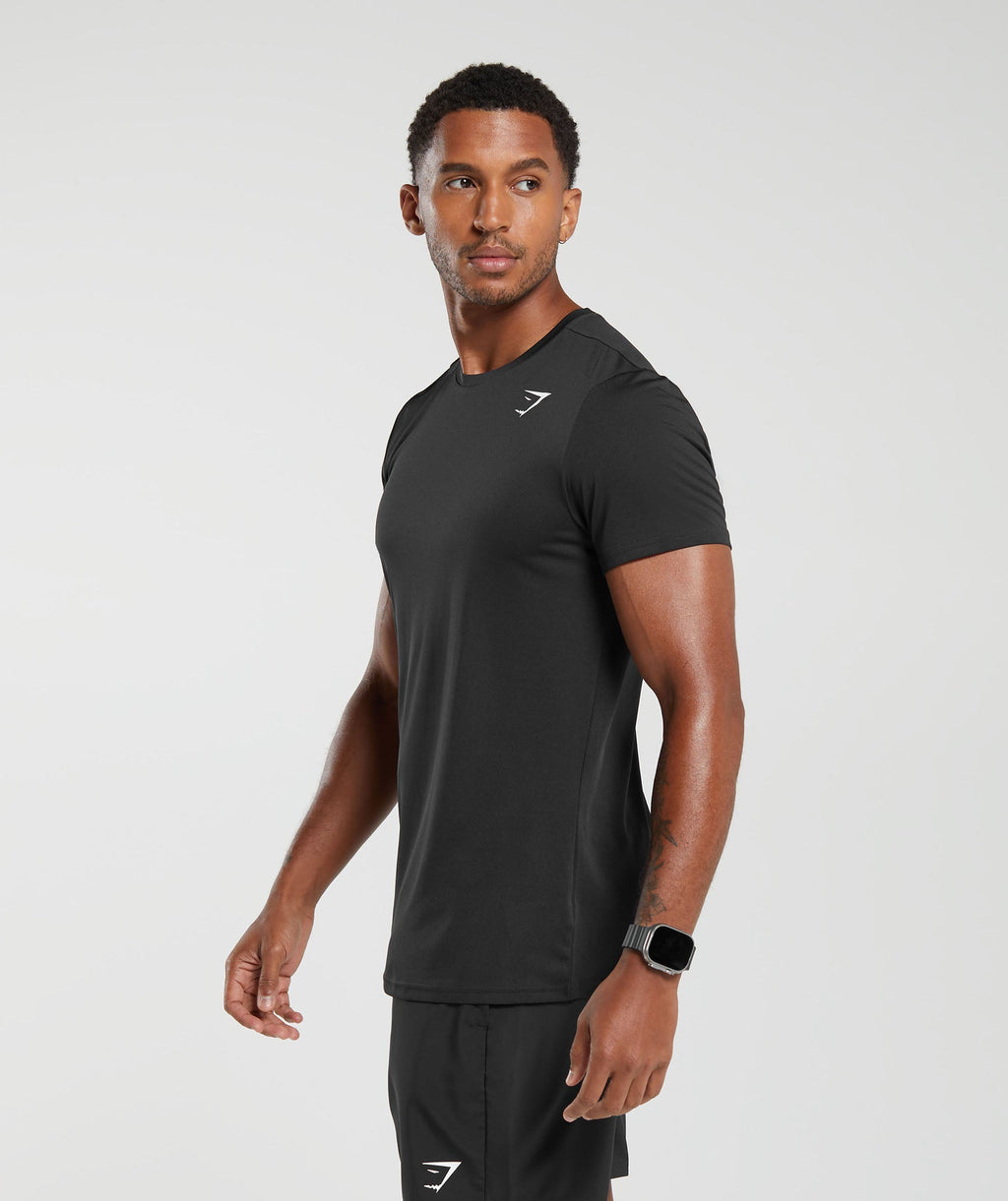 gymshark-arrival-t-shirt-black-ss22