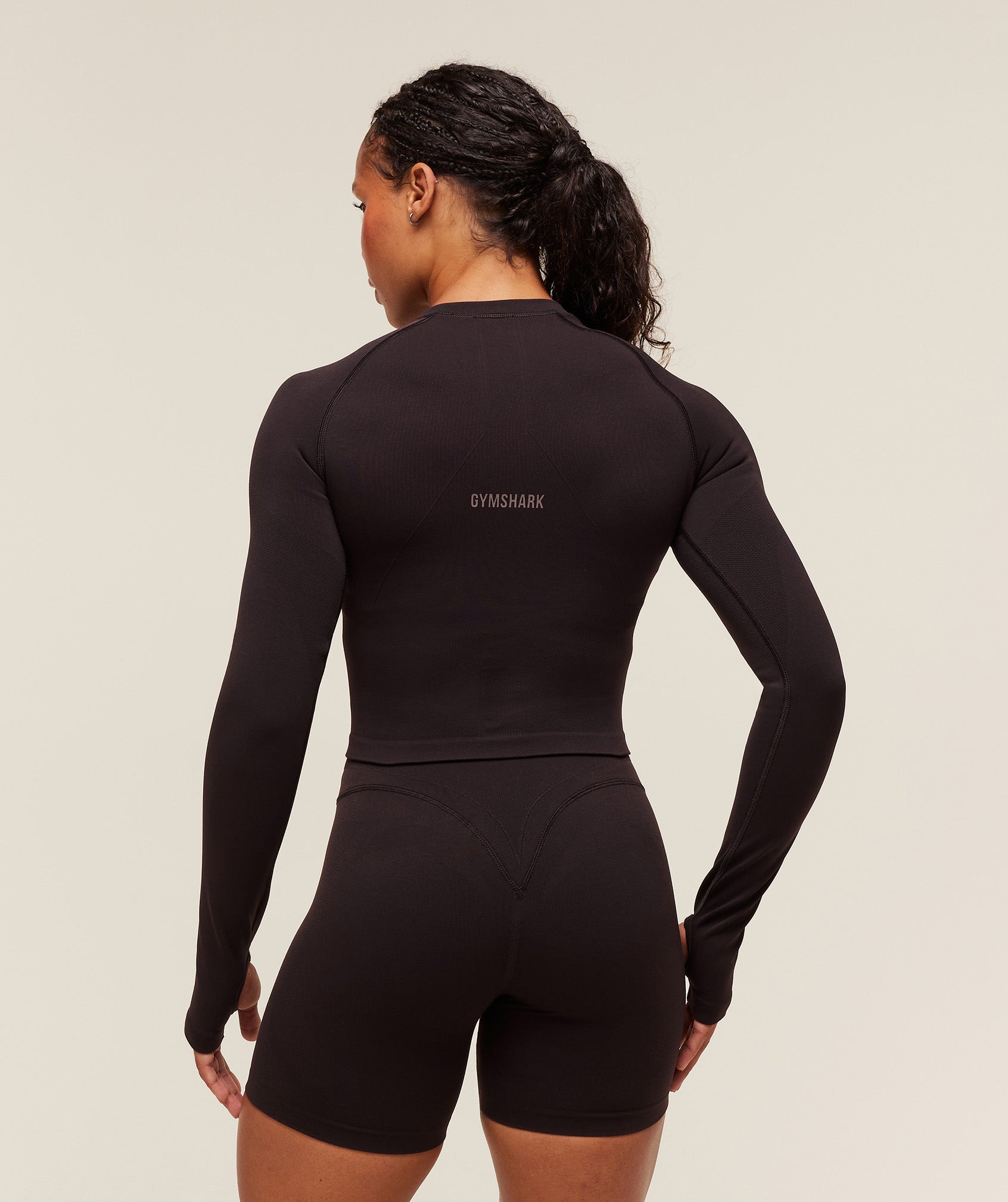 gymshark-activate-long-sleeve-crop-top-crop-tops-brown-ss25