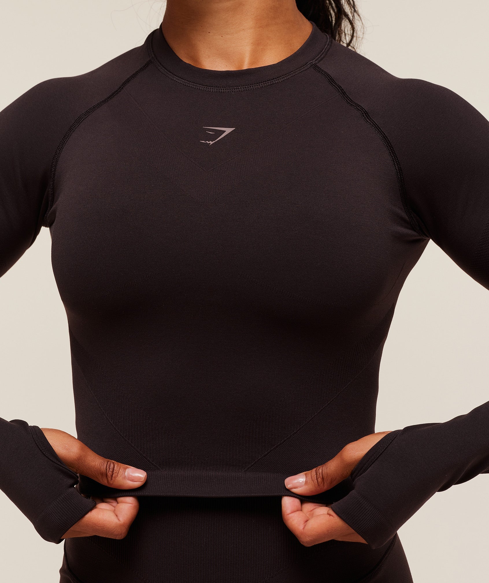 gymshark-activate-long-sleeve-crop-top-crop-tops-brown-ss25