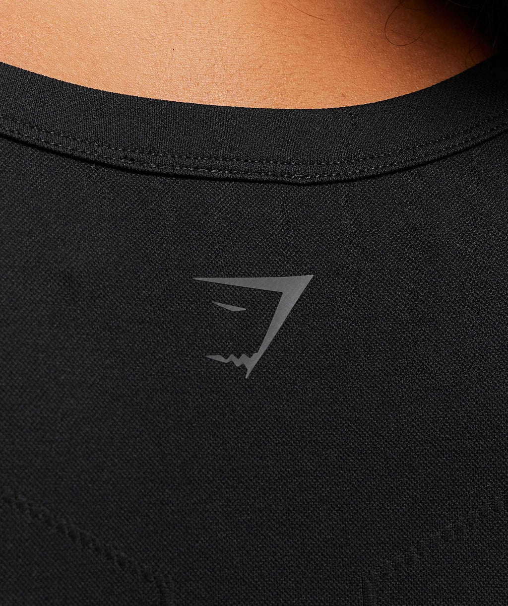 gymshark-activate-seamless-tank-sleeveless-tops-black-ss25