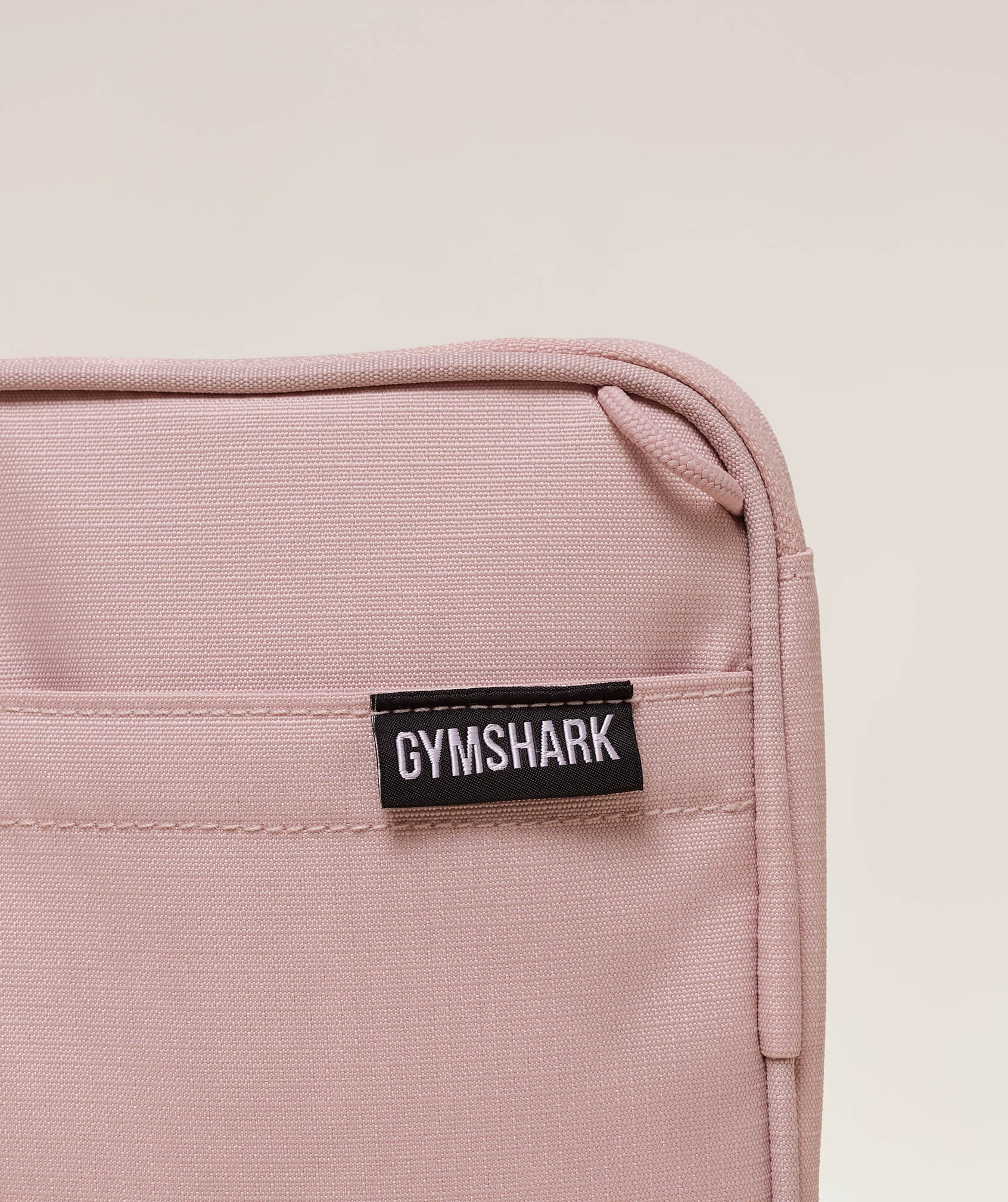 gymshark-active-crossbody-bags-pink-ss25