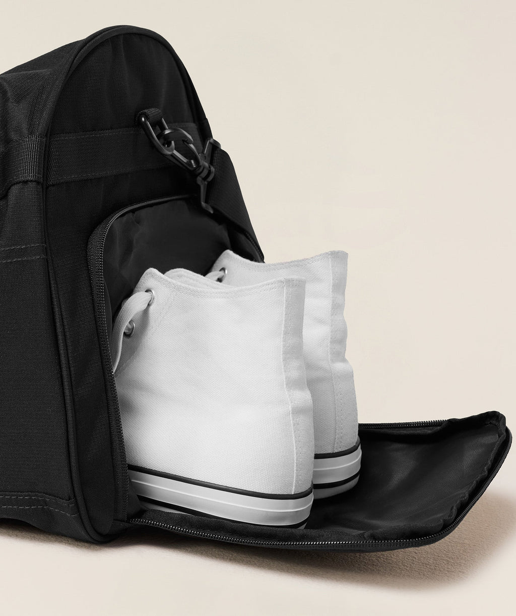 gymshark-active-holdall-medium-black-aw24