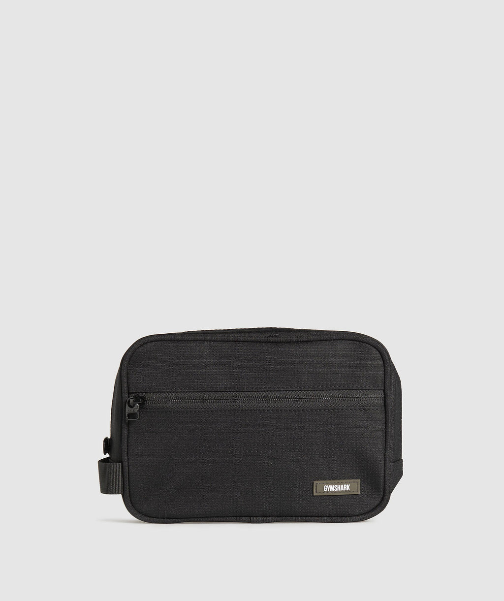 gymshark-active-washbag-black-ss25