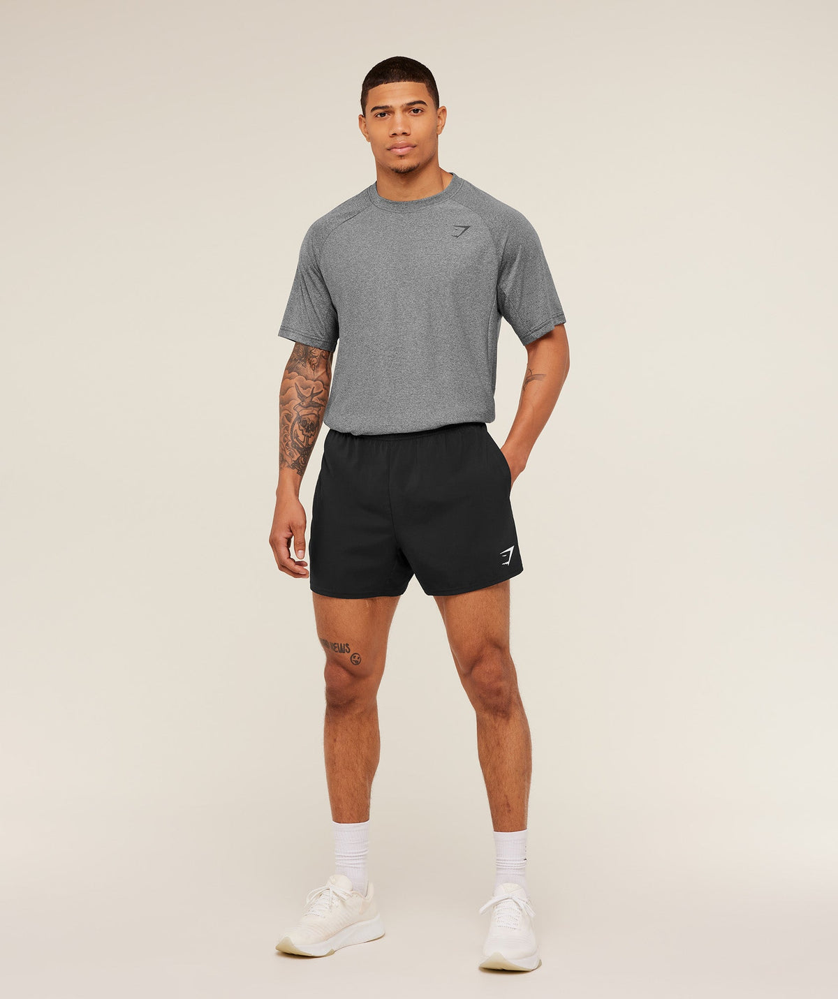 gymshark-weekend-t-shirt-ss-tops