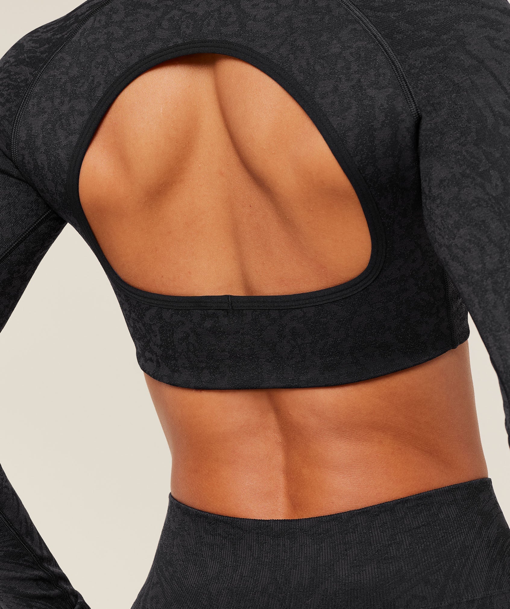 gymshark-adapt-animal-x-whitney-long-sleeve-crop-top-ls-tops-black-ss26