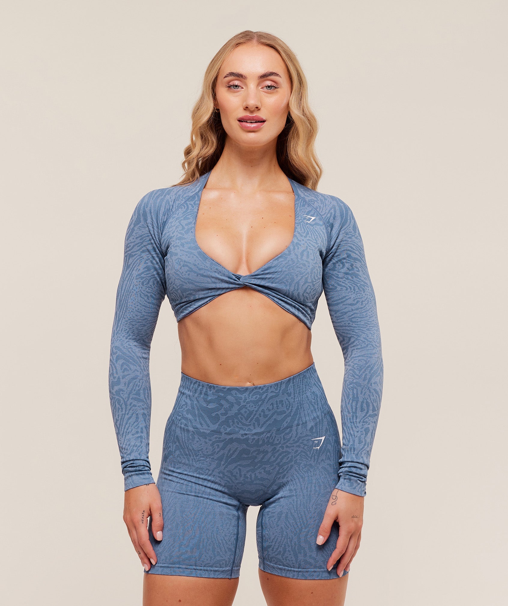 gymshark-adapt-animal-long-sleeve-crop-top-crop-tops-blue-aw25-1