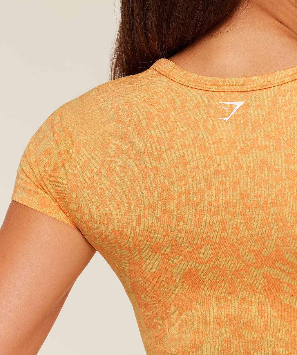 gymshark-adapt-animal-short-sleeve-top-ss-tops-yellow-ss26