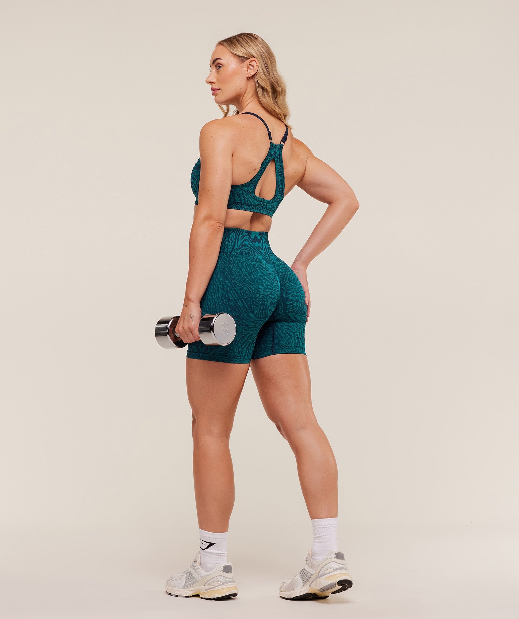 gymshark-adapt-animal-seamless-shorts-shorts-blue-aw25