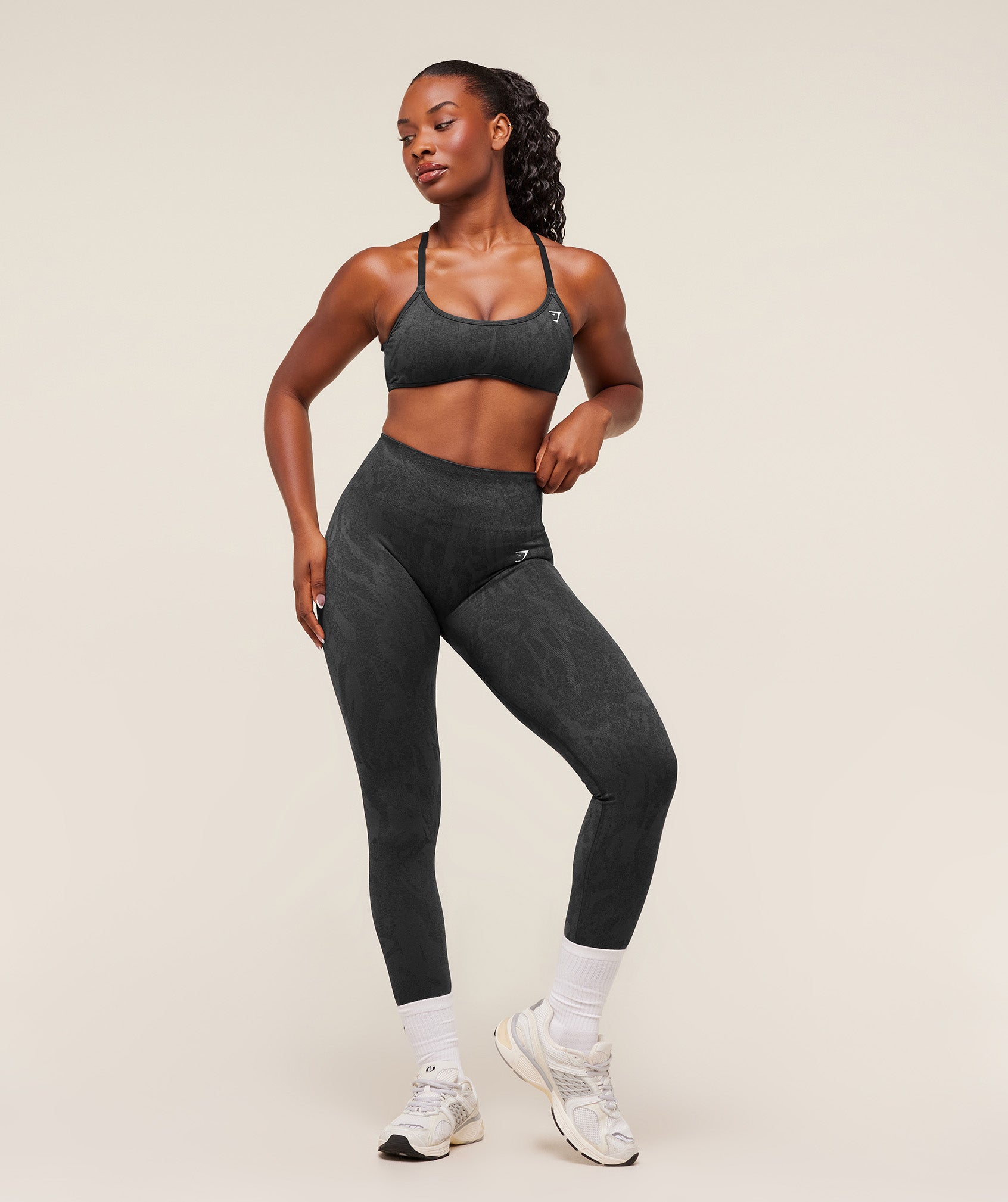 gymshark-adapt-camo-seamless-leggings-leggings-grey-aw25