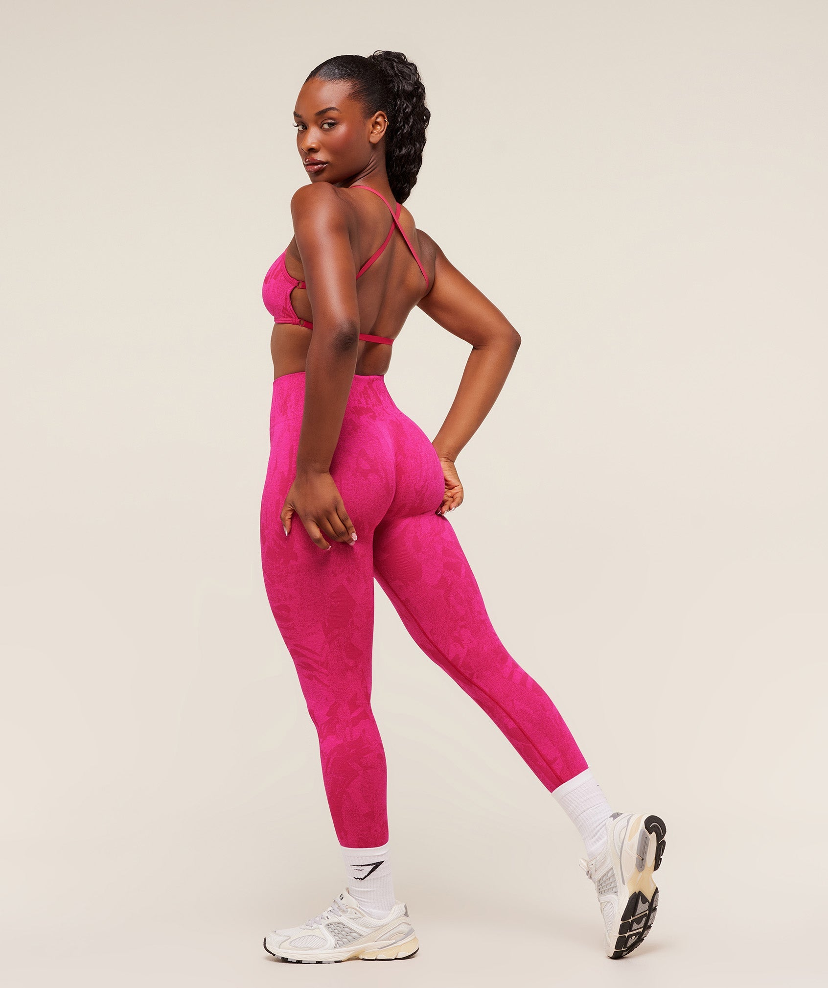 gymshark-adapt-camo-seamless-leggings-leggings-pink-aw25