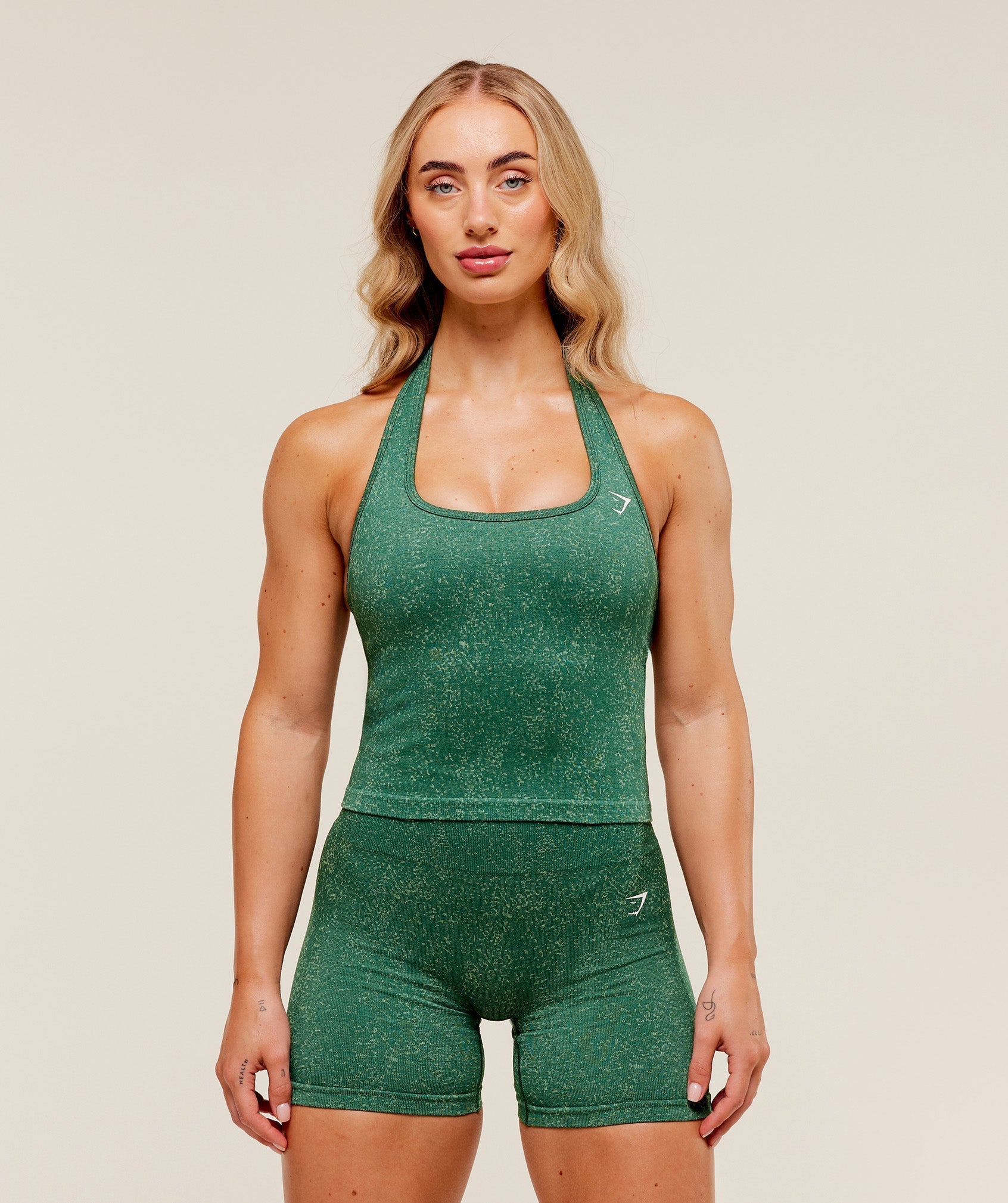 gymshark-adapt-fleck-tank-with-shelf-crop-tops-green-aw25