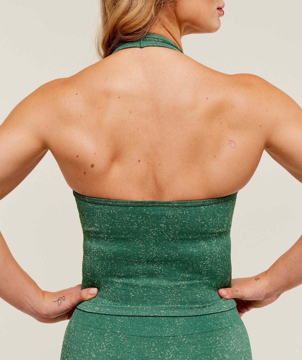 gymshark-adapt-fleck-tank-with-shelf-crop-tops-green-aw25