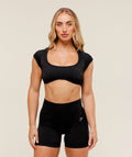 gymshark-adapt-fleck-short-sleeve-crop-top-crop-tops-black-aw25