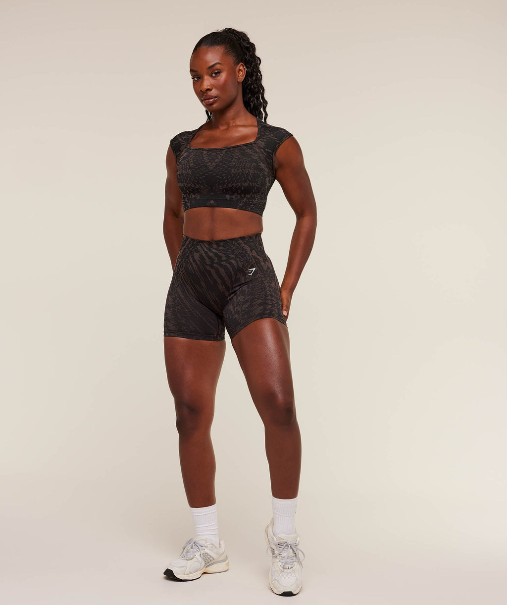 gymshark-adapt-houndstooth-shorts-shorts-pink-aw25