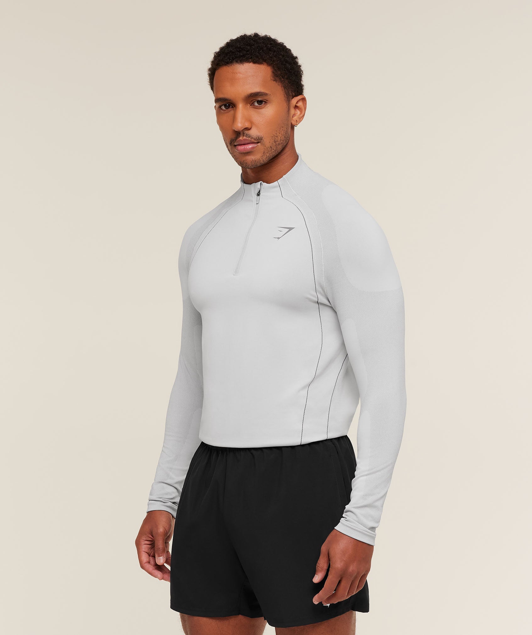 gymshark-apex-seamless-1-4-zip-light-grey-medium-grey-aw24