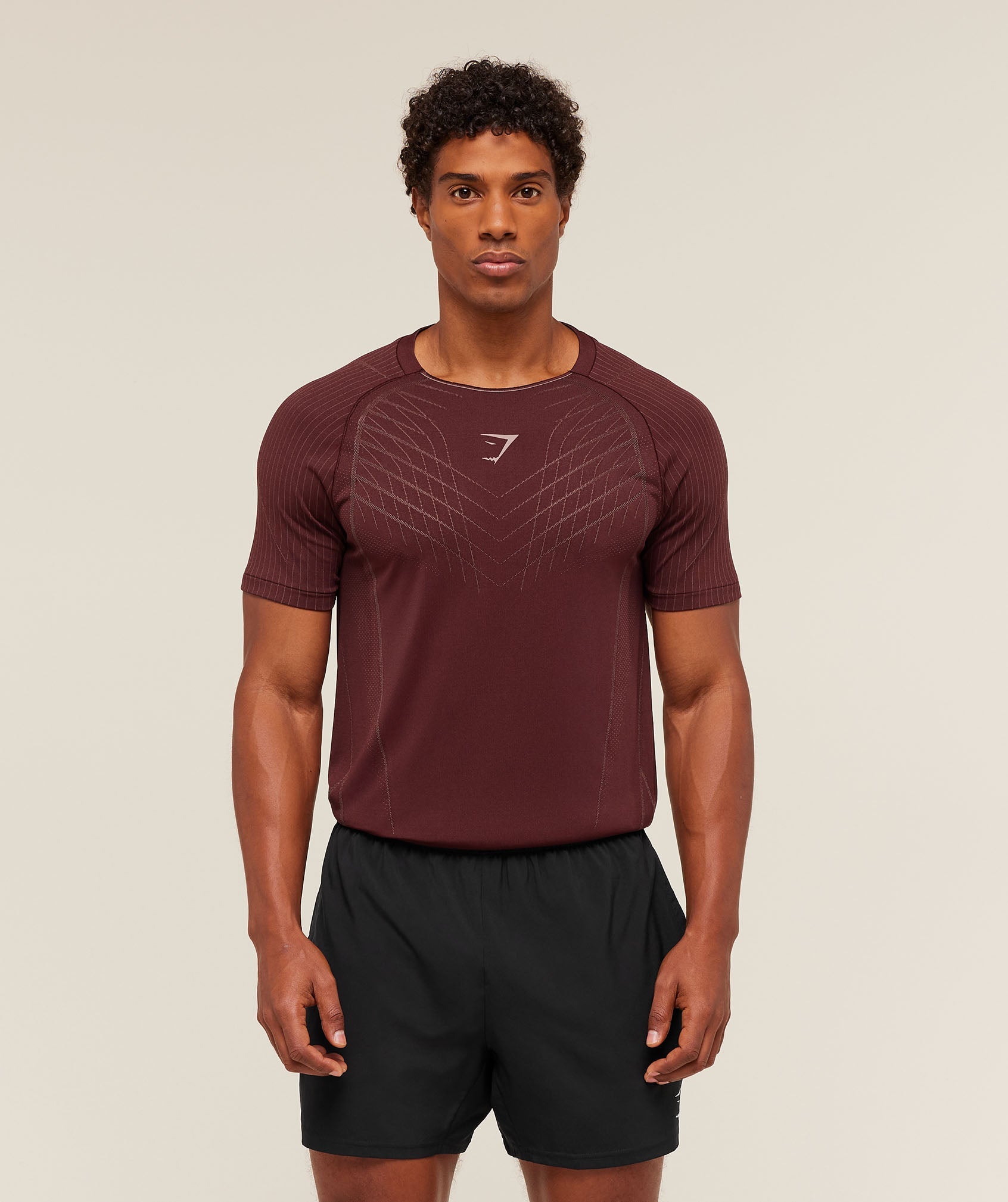 gymshark-apex-seamless-t-shirt-ss-tops-red-aw25
