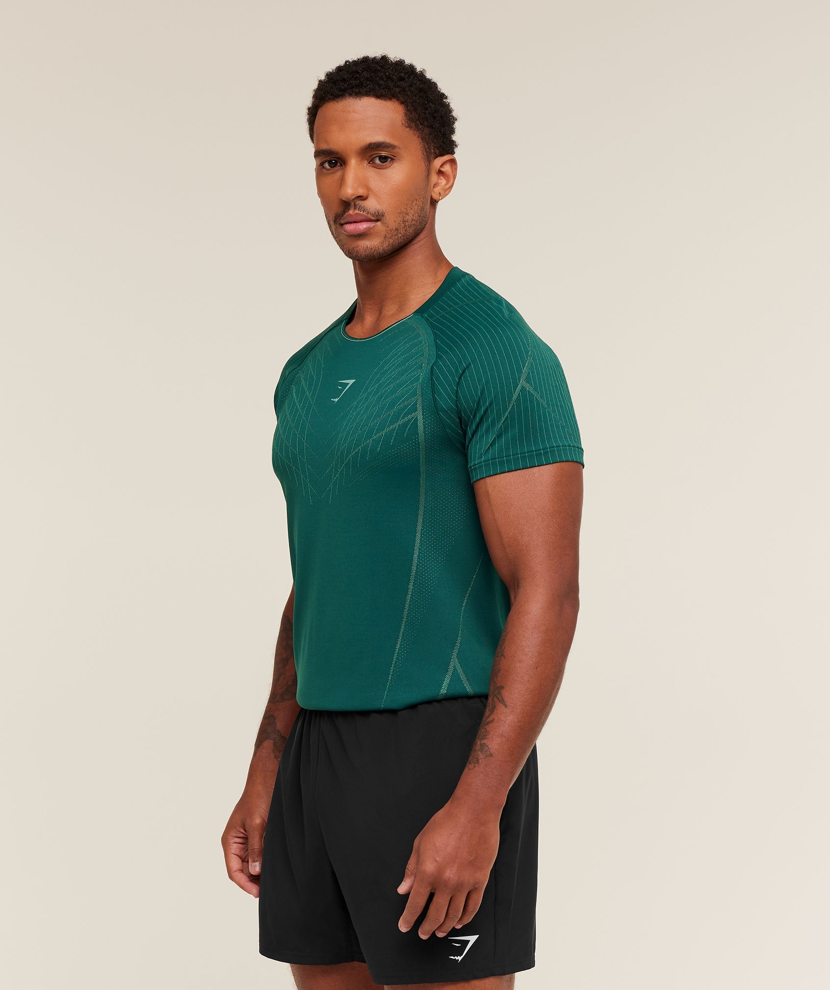 gymshark-apex-seamless-t-shirt-ss-tops-teal-aw25