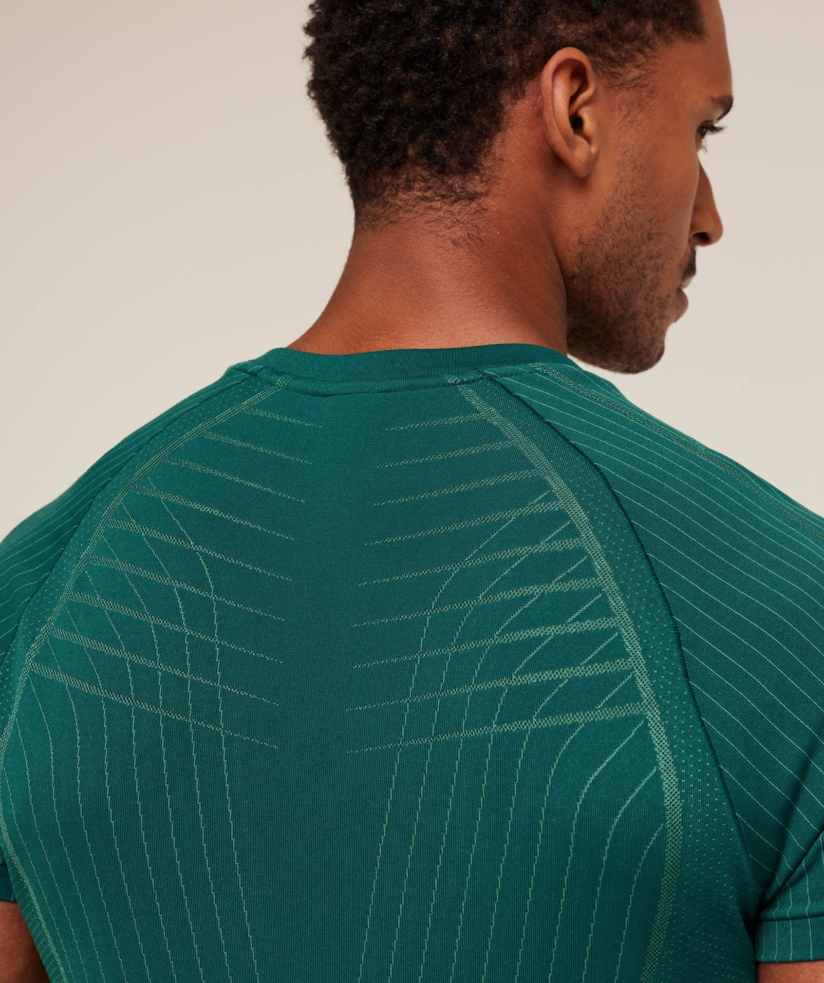 gymshark-apex-seamless-t-shirt-ss-tops-teal-aw25