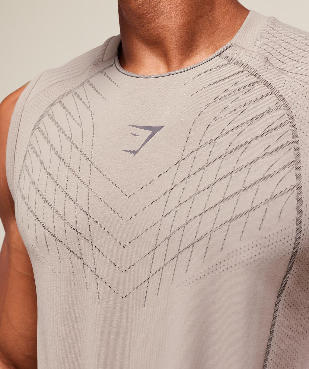 gymshark-apex-seamless-tank-sleeveless-tops-grey-aw25-1