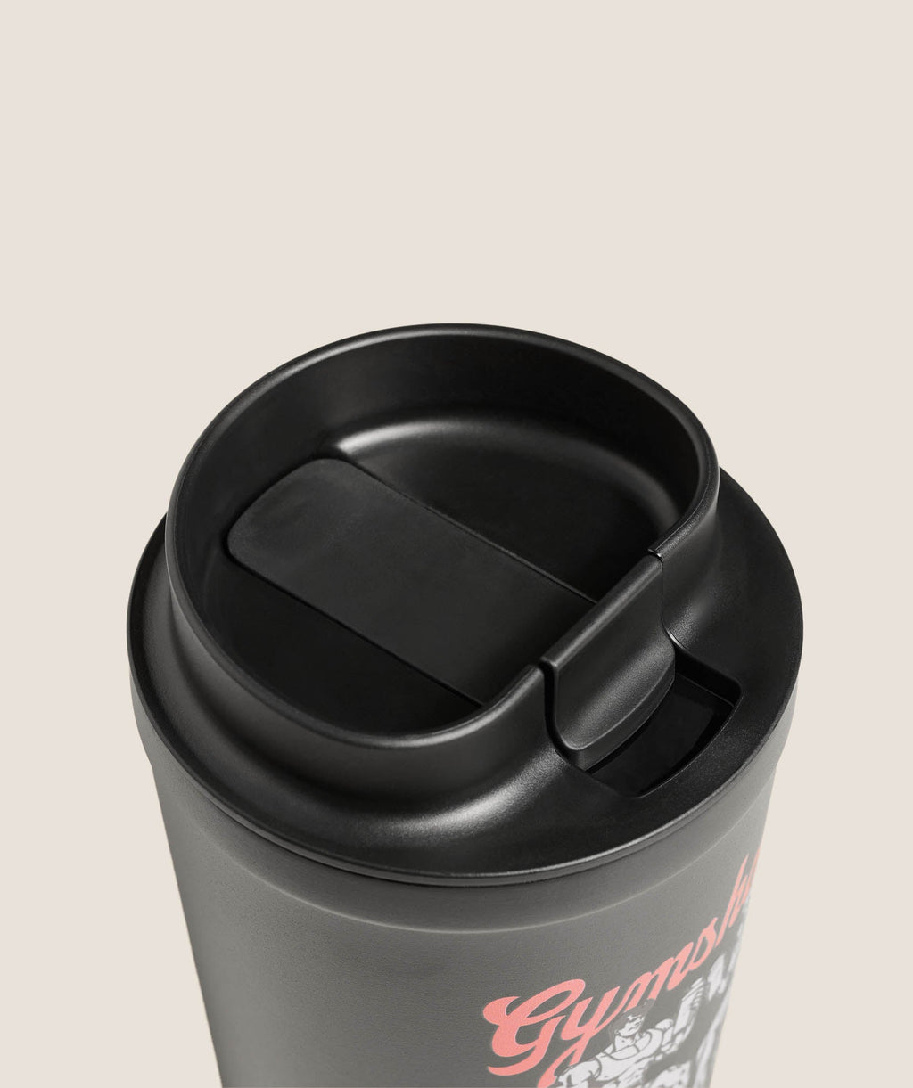 gymshark-apres-lift-graphic-coffee-cup-bottles-black-aw25