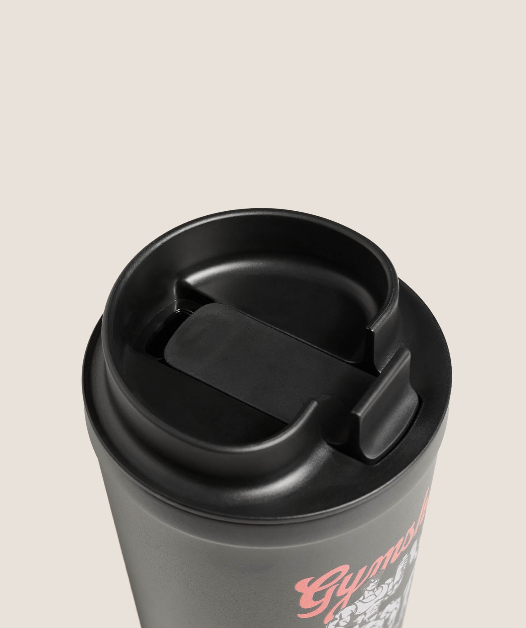 gymshark-apres-lift-graphic-coffee-cup-bottles-black-aw25