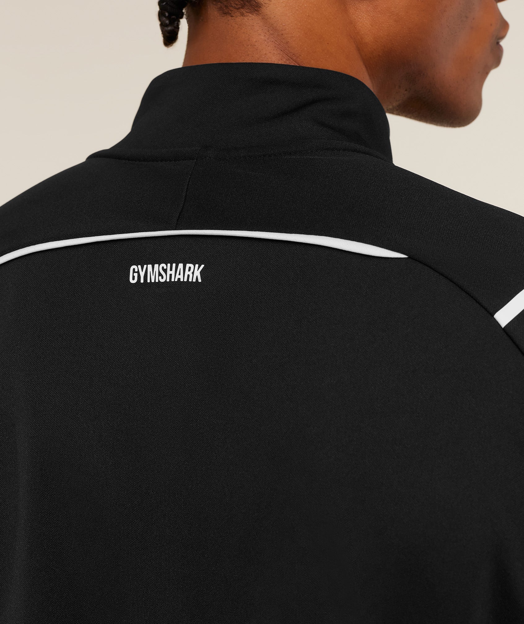 gymshark-arrival-contrast-1-4-zip-pullovers-black-ss26