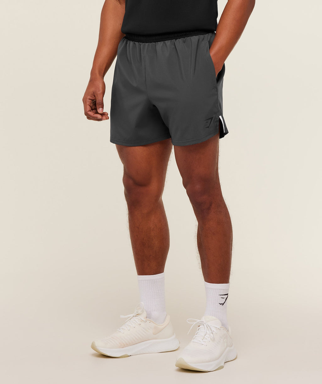 gymshark-arrival-contrast-short-shorts