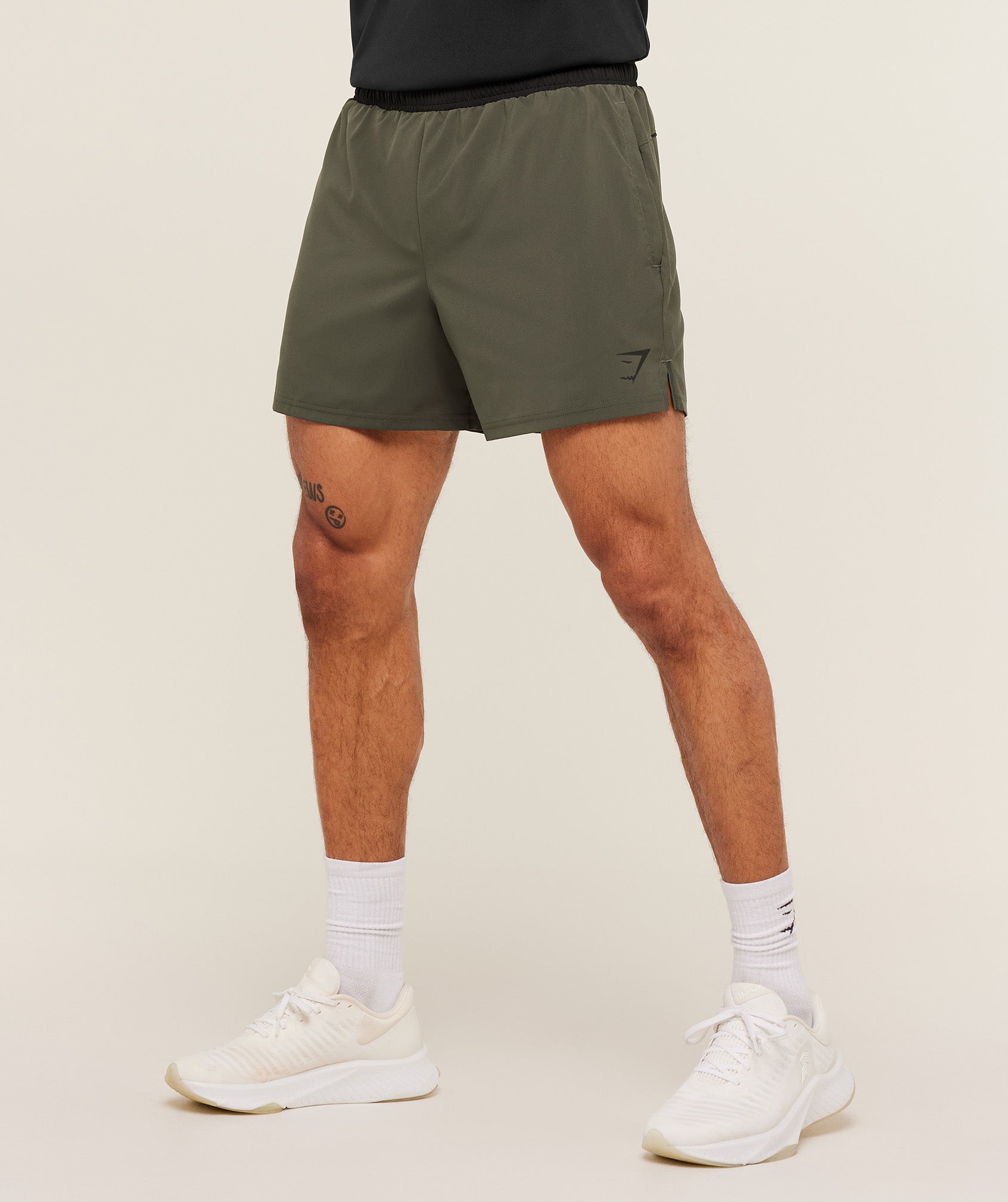 gymshark-arrival-contrast-short-shorts-green-ss26