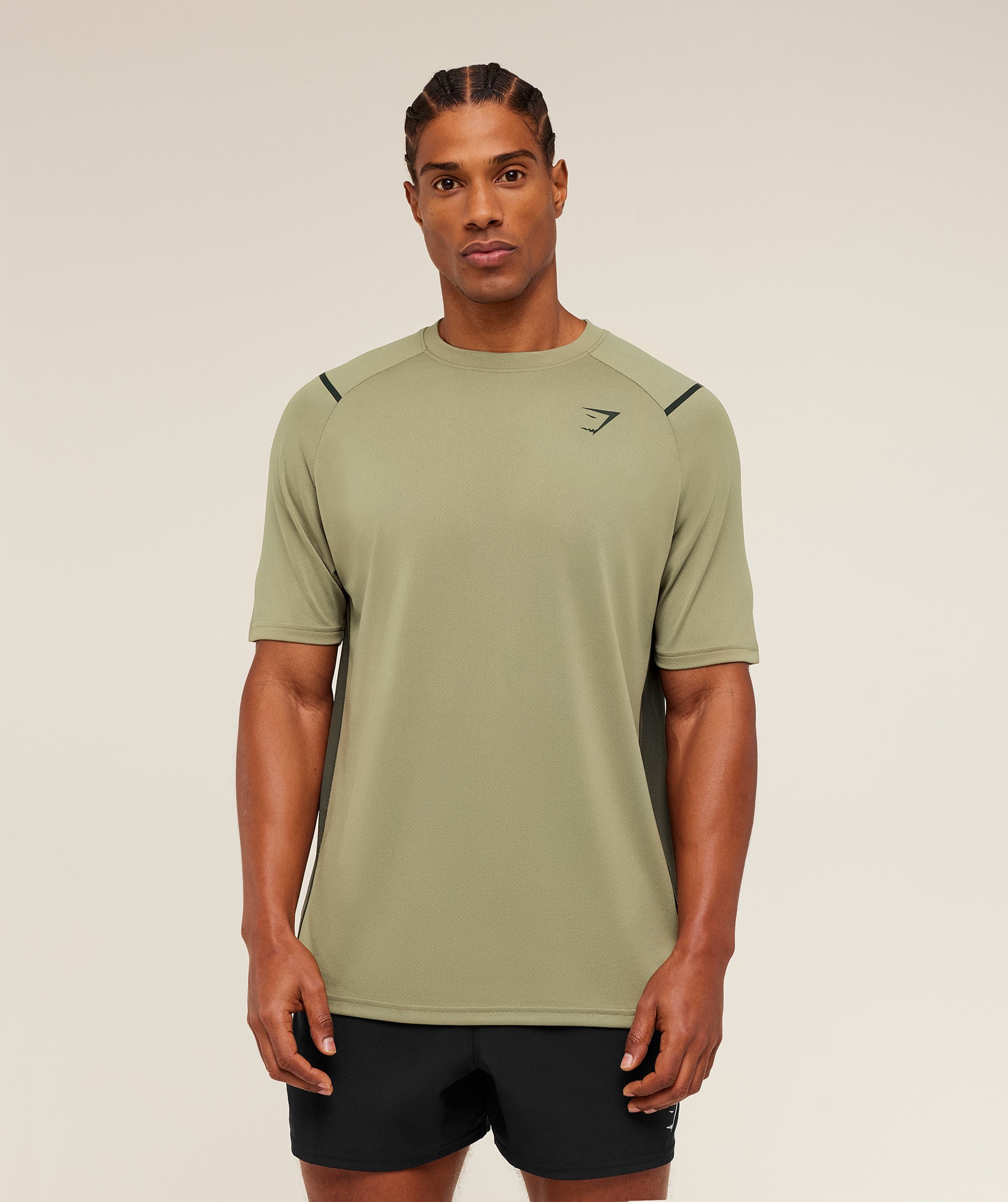 gymshark-arrival-contrast-t-shirt-ss-tops-green-ss26