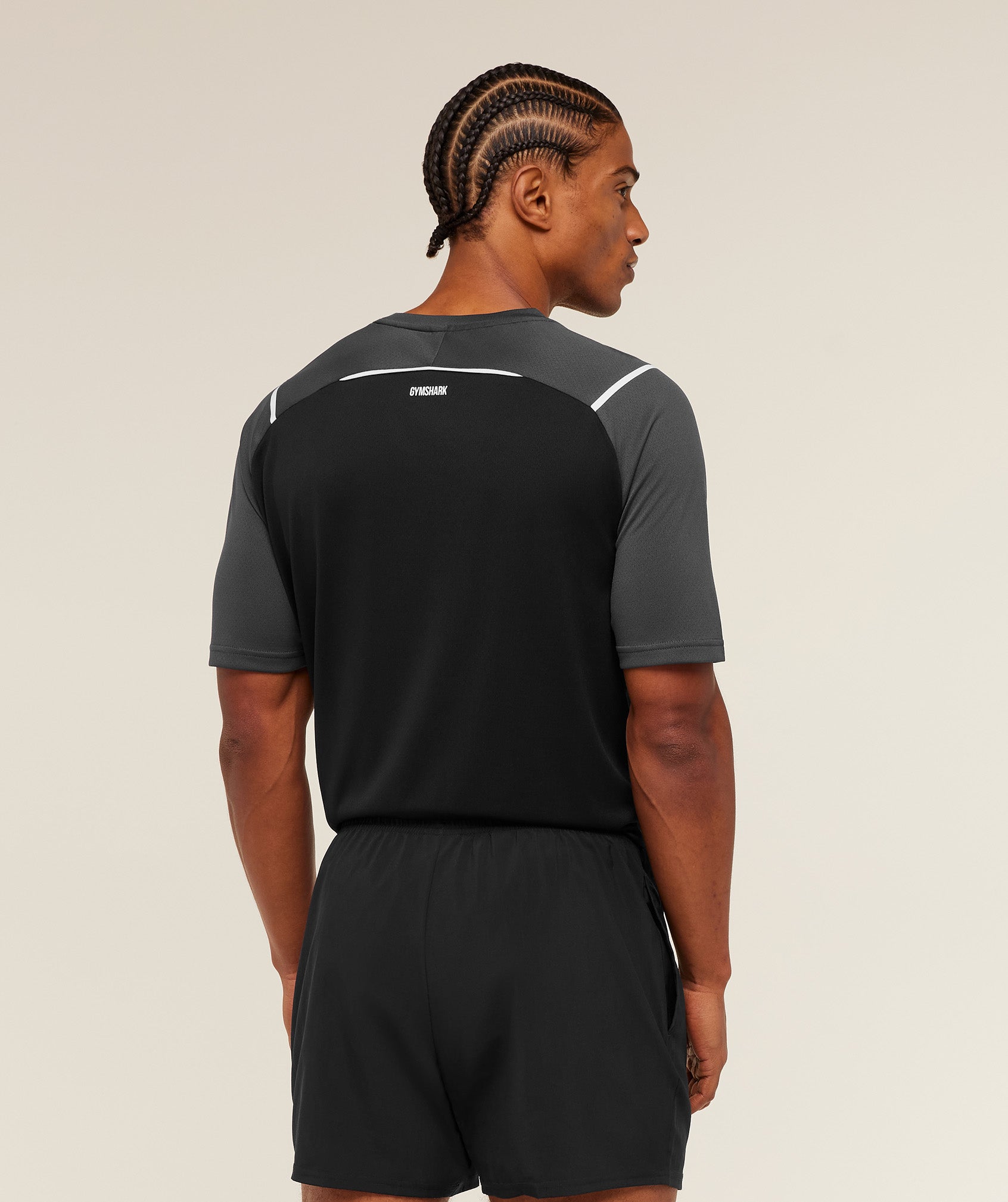 gymshark-arrival-contrast-t-shirt-ss-tops-grey-ss26