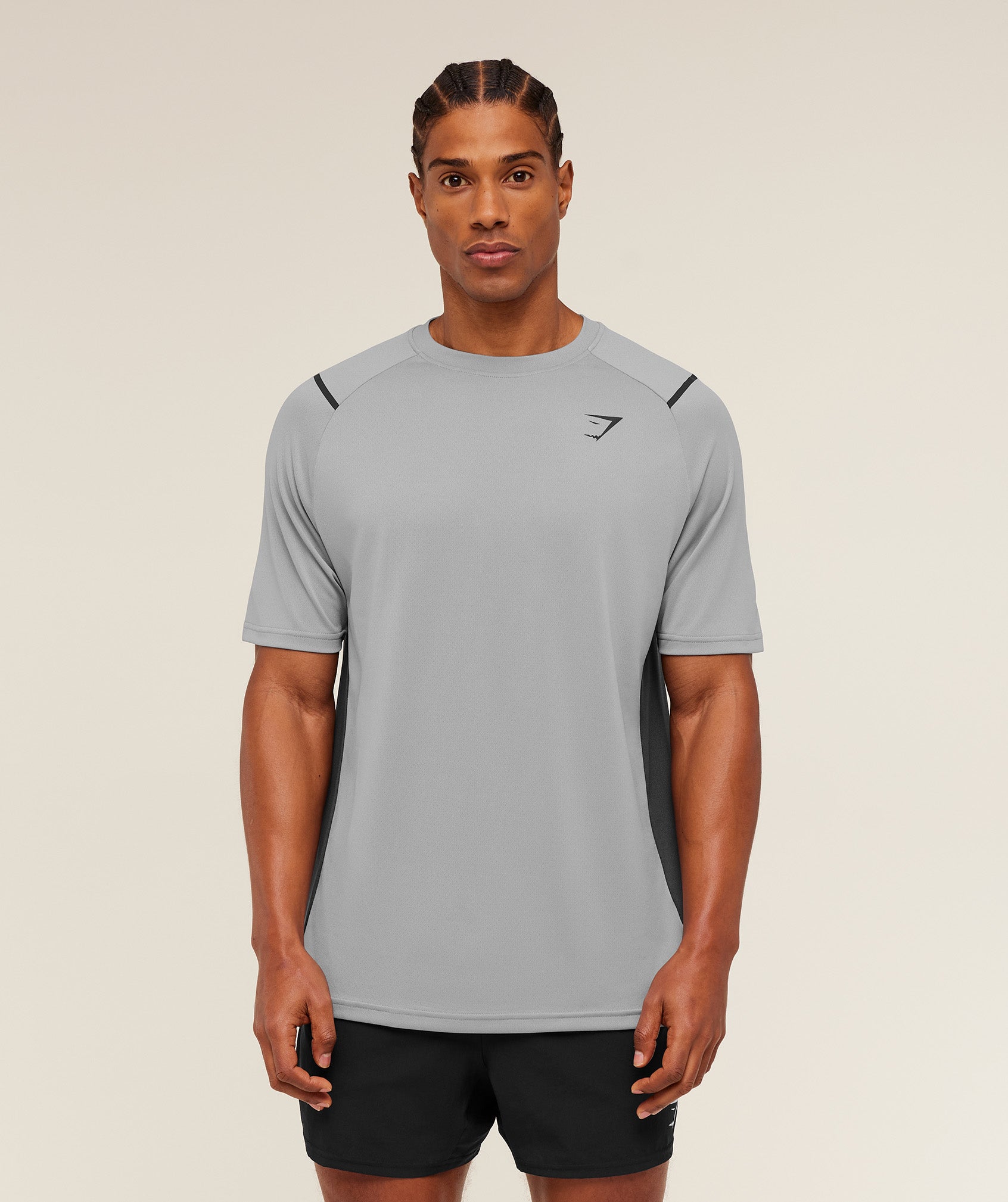 gymshark-arrival-contrast-t-shirt-ss-tops-grey-ss26-a4c4o-gd0y